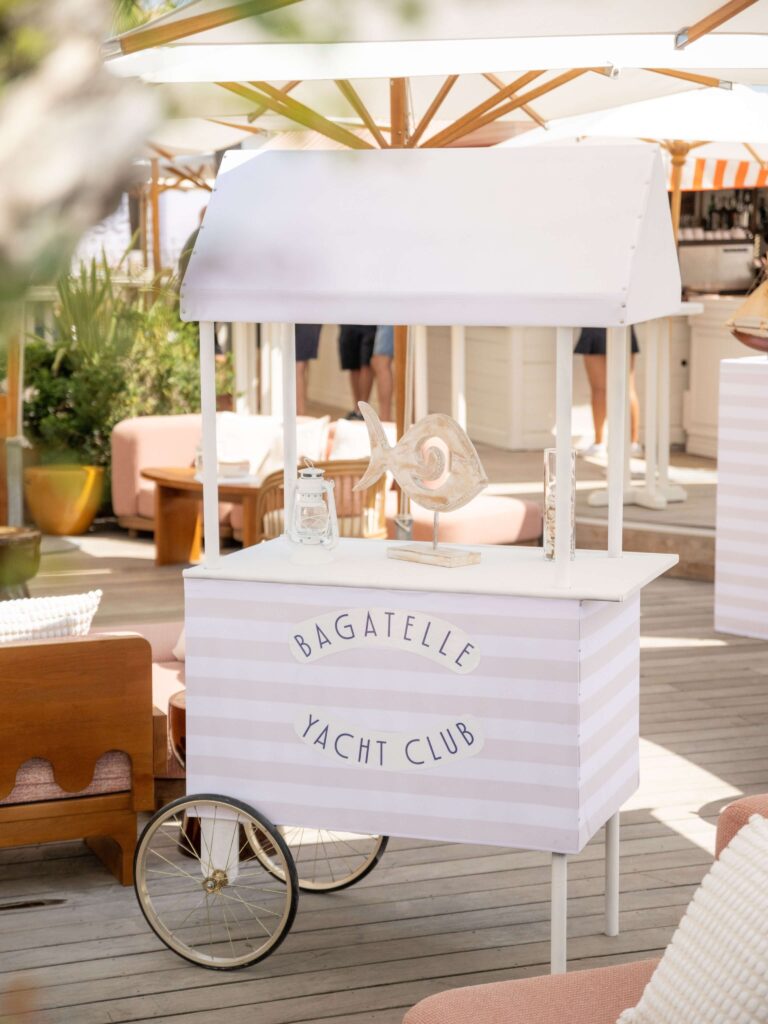 Elegant table setup ready for service at Bagatelle Saint-Tropez