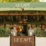 Front entrance of Le Café Saint-Tropez restaurant