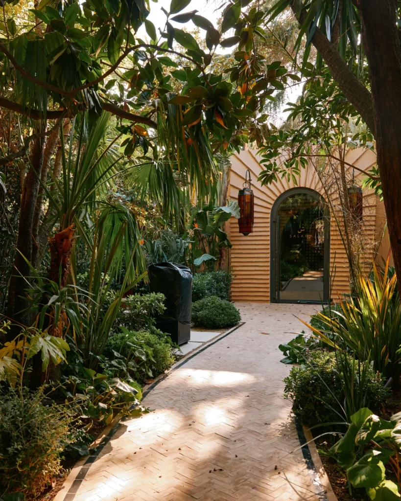 Garden entrance pathway leading to Salama Saint-Tropez