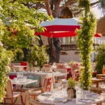 Courtyard restaurant at Hôtel Lou Pinet Saint-Tropez