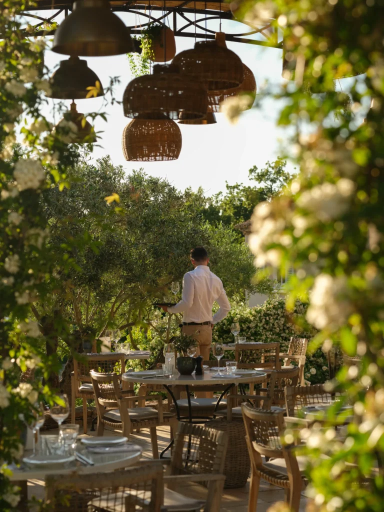 Garden dining experience at Hôtel Lou Pinet Saint-Tropez
