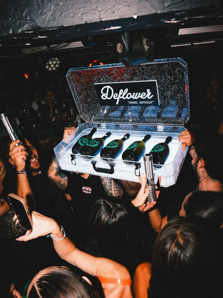 Bottle service being presented to guests at Deflower Paris