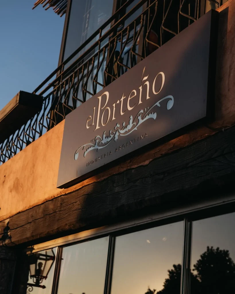 Exterior entrance of El Porteño Prohibido in Milan