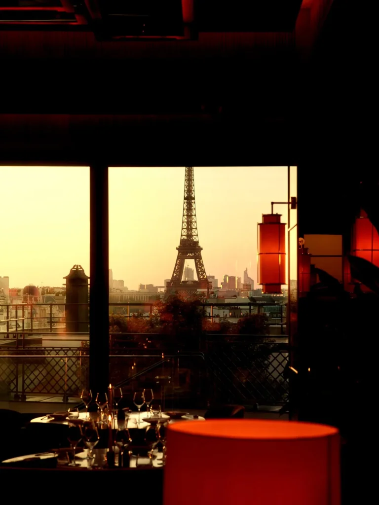 Dining room at Kinugawa Rive Gauche overlooking the Eiffel Tower