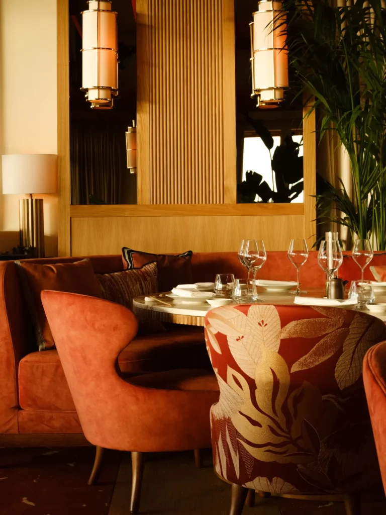Elegant interior seating at Kinugawa Rive Gauche in Paris