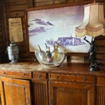 Rustic wood-paneled dining room at La Soucoupe Courchevel