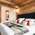 Cozy alpine bedroom at Le Chabichou Courchevel