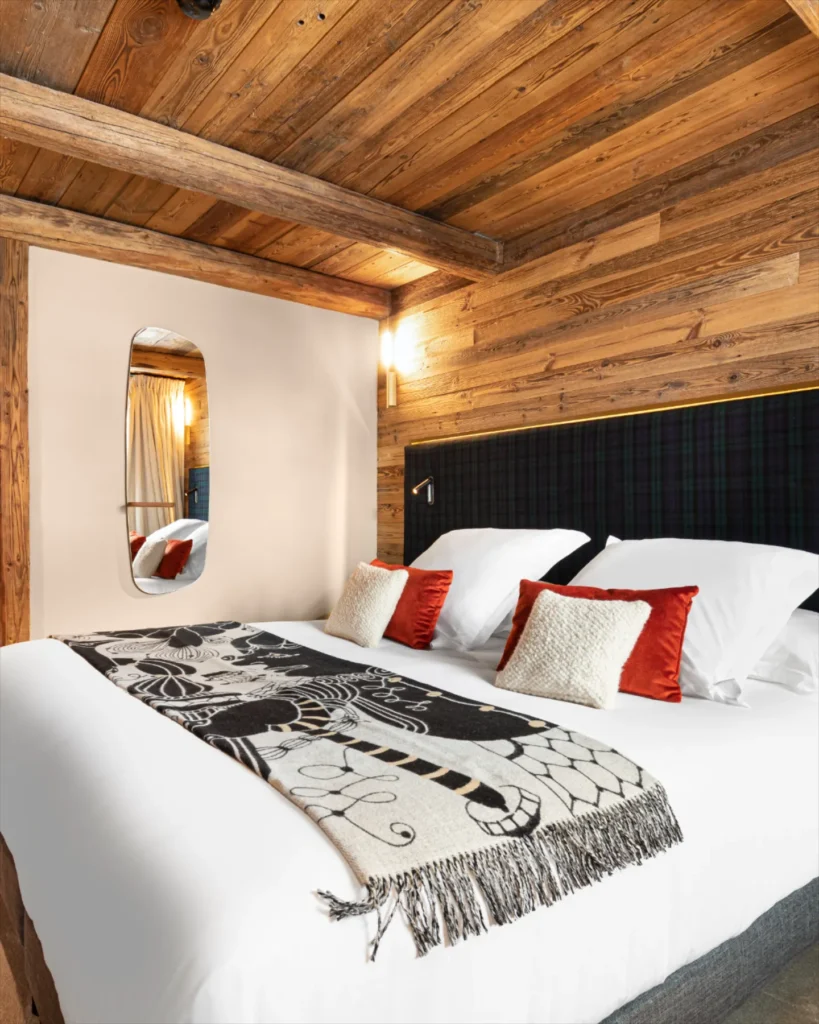Cozy alpine bedroom at Le Chabichou Courchevel