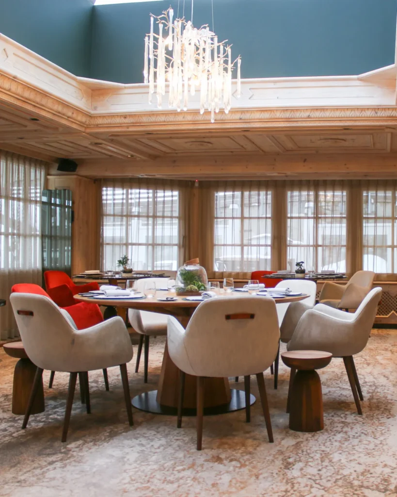 Elegant dining room at Le Chabichou Courchevel