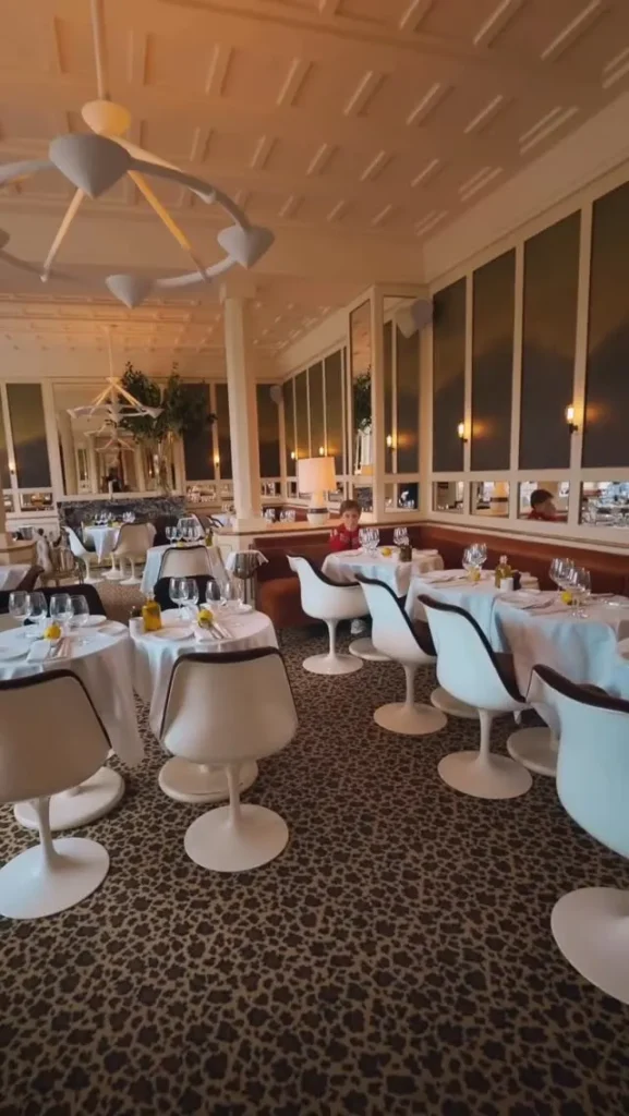Elegant dining room inside Loulou Paris