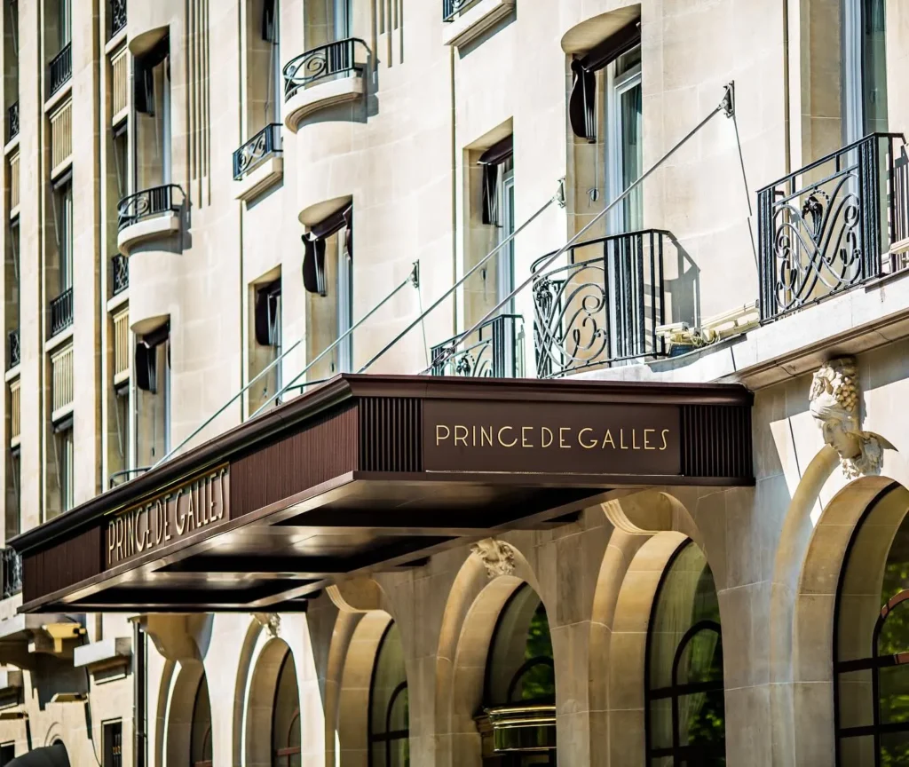 Elegant exterior entrance of the Prince de Galles Paris hotel