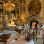 Refined fine dining setting inside Le Meurice Paris
