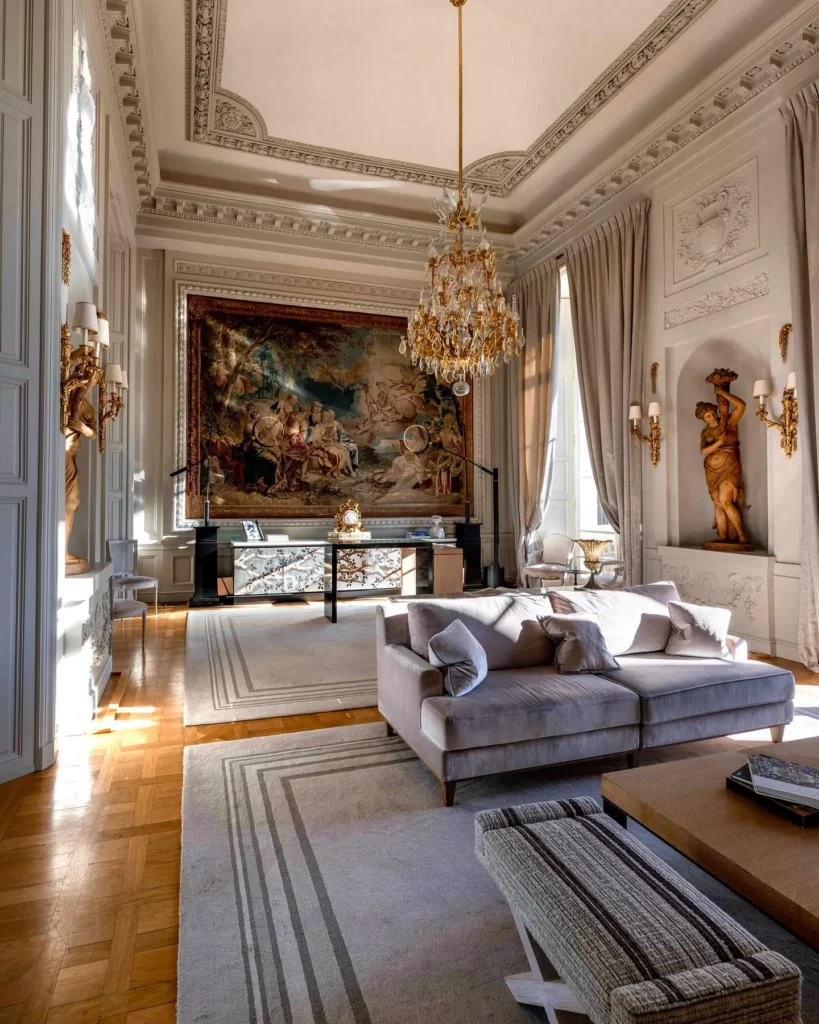 Spacious luxury suite with classic French furnishings and elegant decorative details at Rosewood Hôtel de Crillon Paris